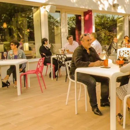 Western Hotelio Sud Hotel