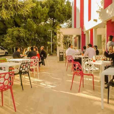Western Hotelio Sud Hotel